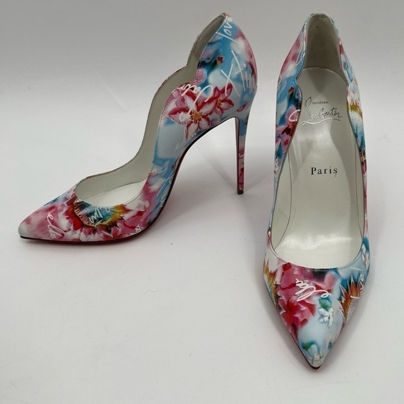 Christian Louboutin Hottie Walkie Walk A Mile In My Shoes Hot Chick Pump size 38 - Picture 5 of 16